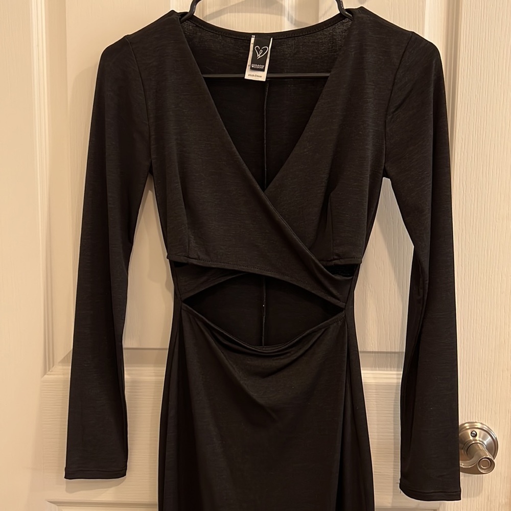 Black long sleeve dress